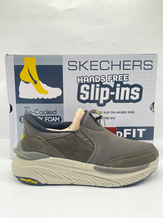 SKECHERS