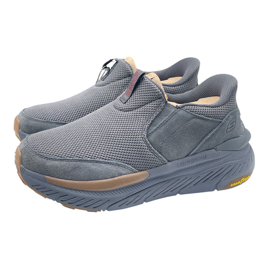 SKECHERS