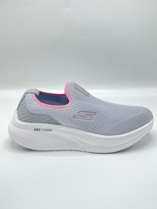 SKECHER