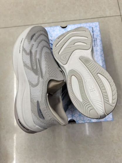Slip-ins Arch Fit Carbon Infused walking or running