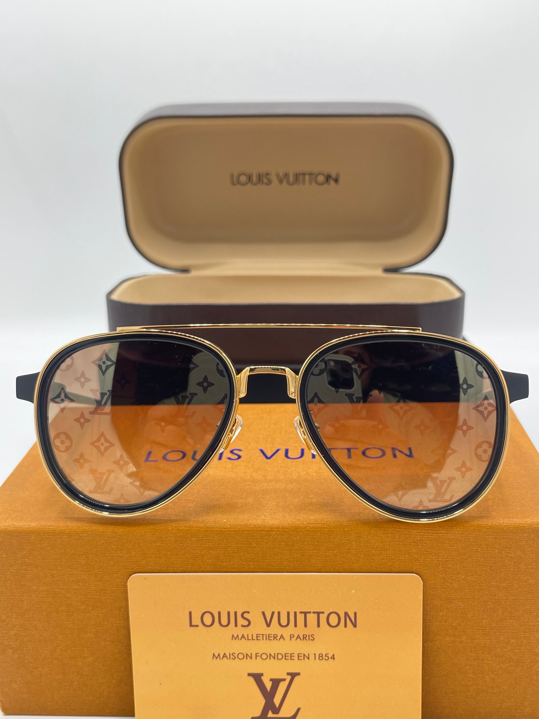 LV glasses
