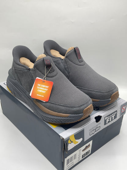 SKECHERS