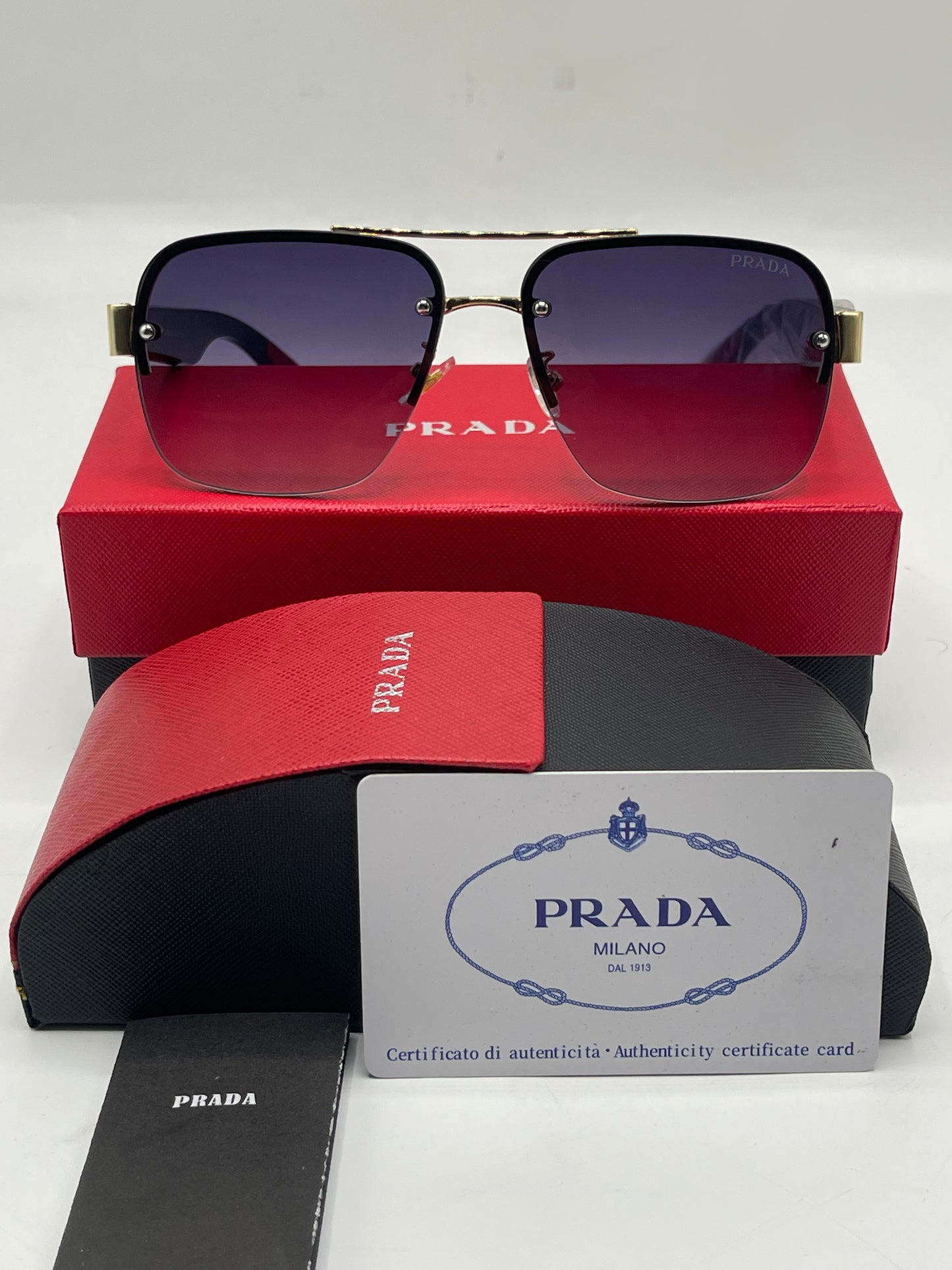 BRANDED SUNGLASSES