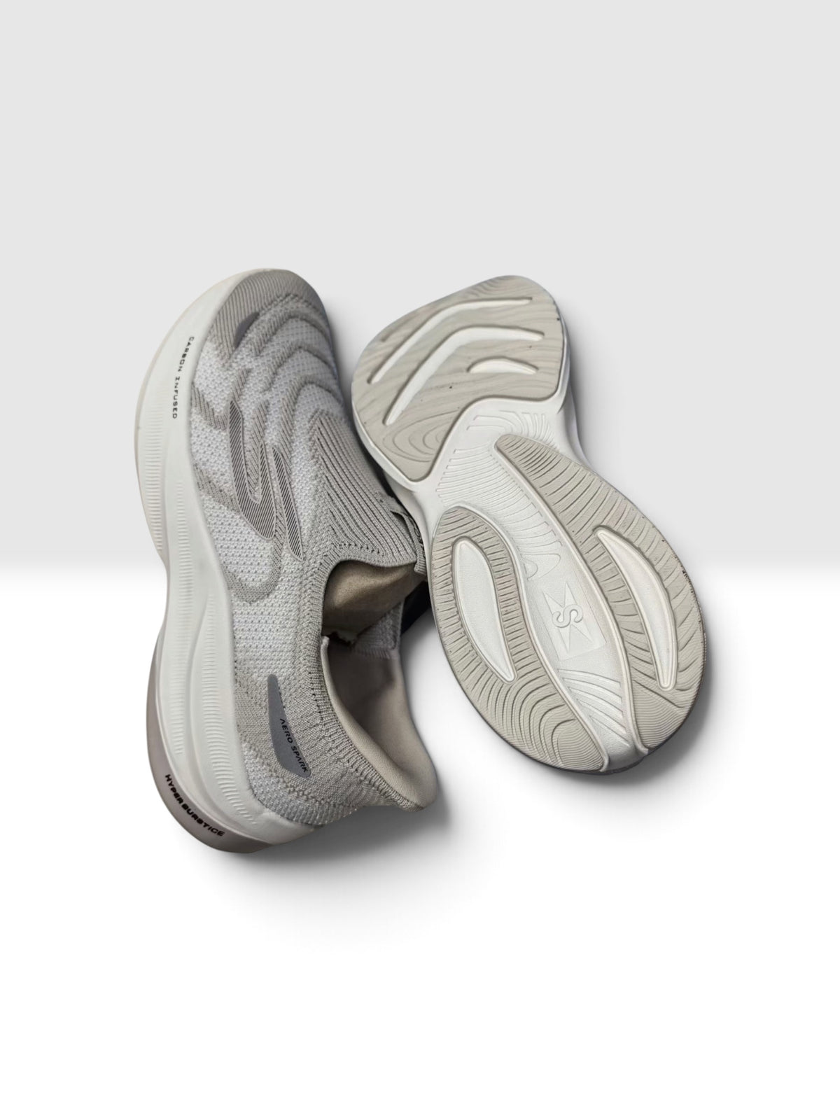 Slip-ins Arch Fit Carbon Infused walking or running