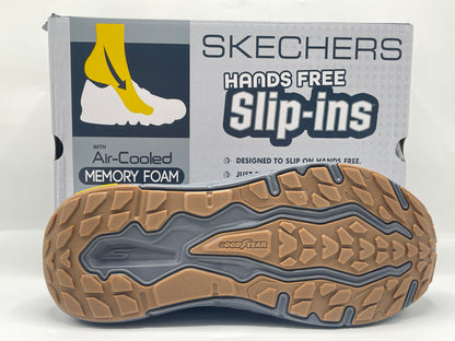 SKECHERS
