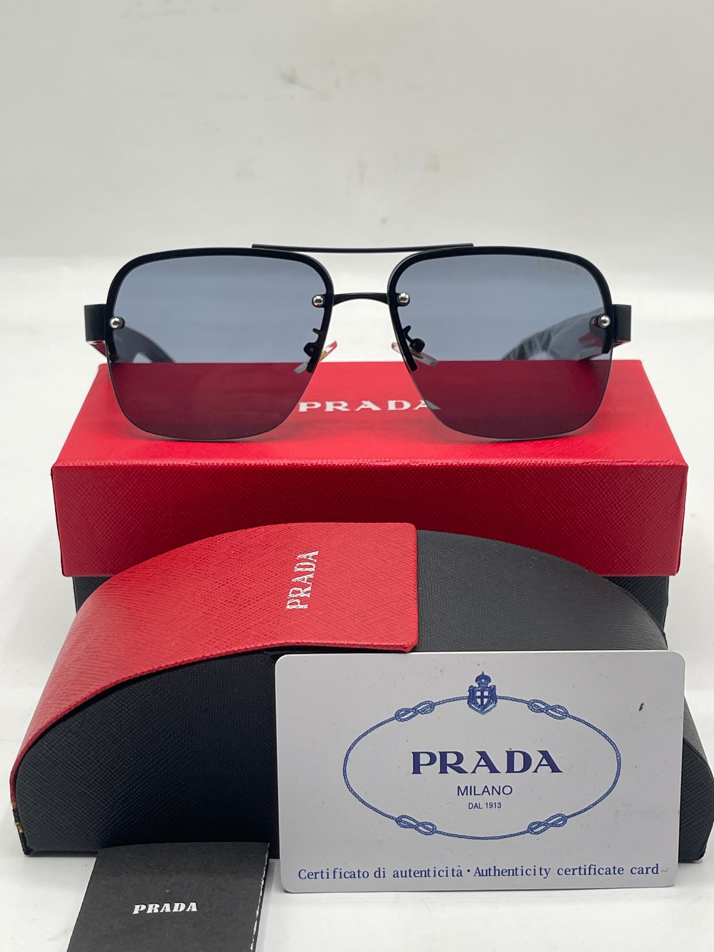 BRANDED SUNGLASSES