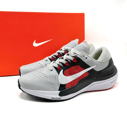 NKE - Air Zoom Vomero 16