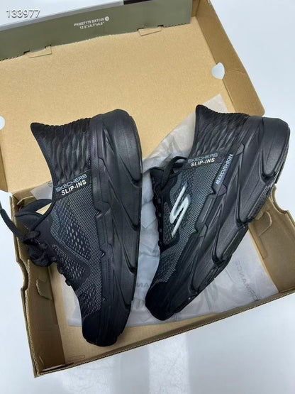 SkECHERS Slip-ins Arch Fit Carbon Infused walking or running