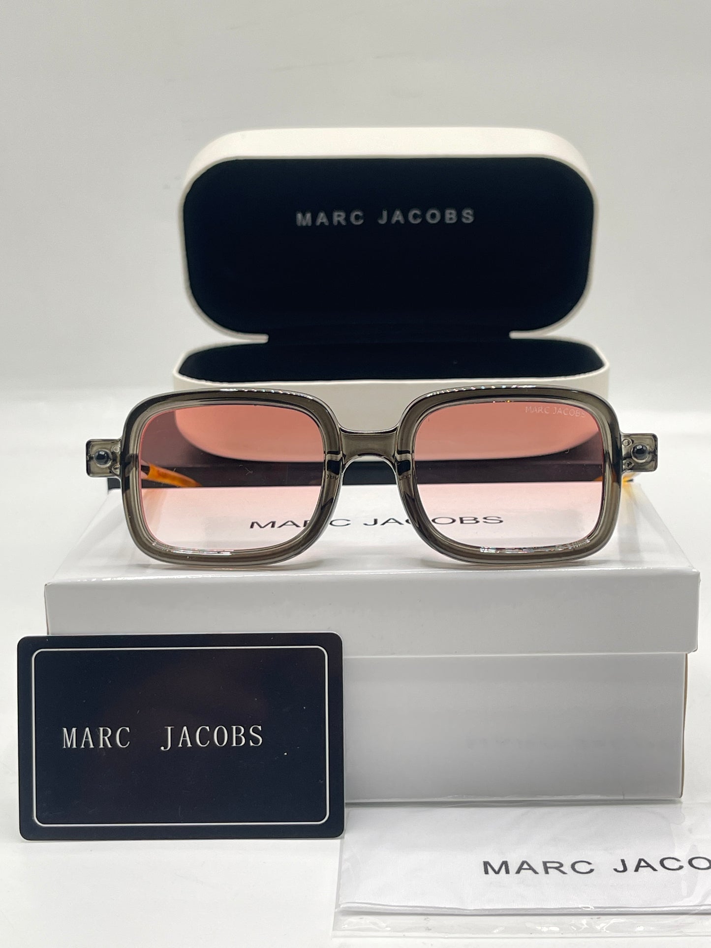 BRANDED SUNGLASSES