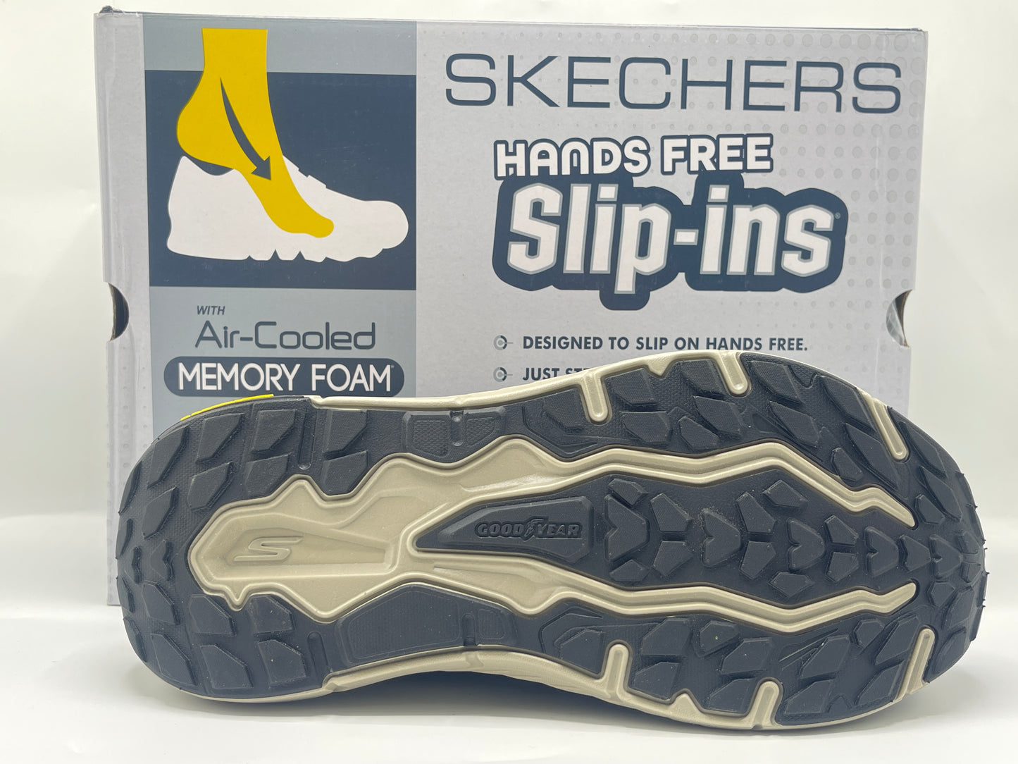 SKECHERS