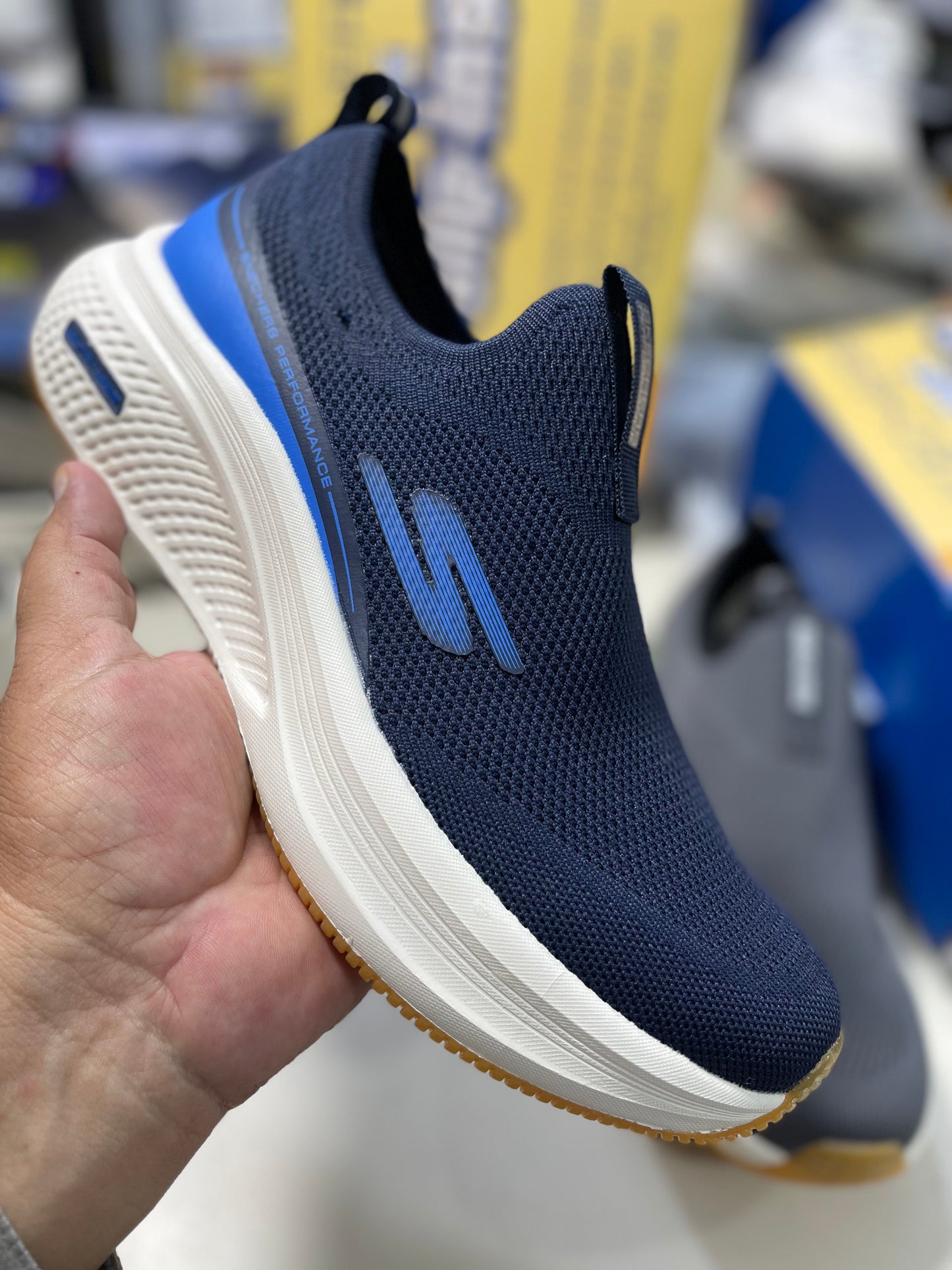 Skecher