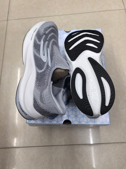 Slip-ins Arch Fit Carbon Infused walking or running