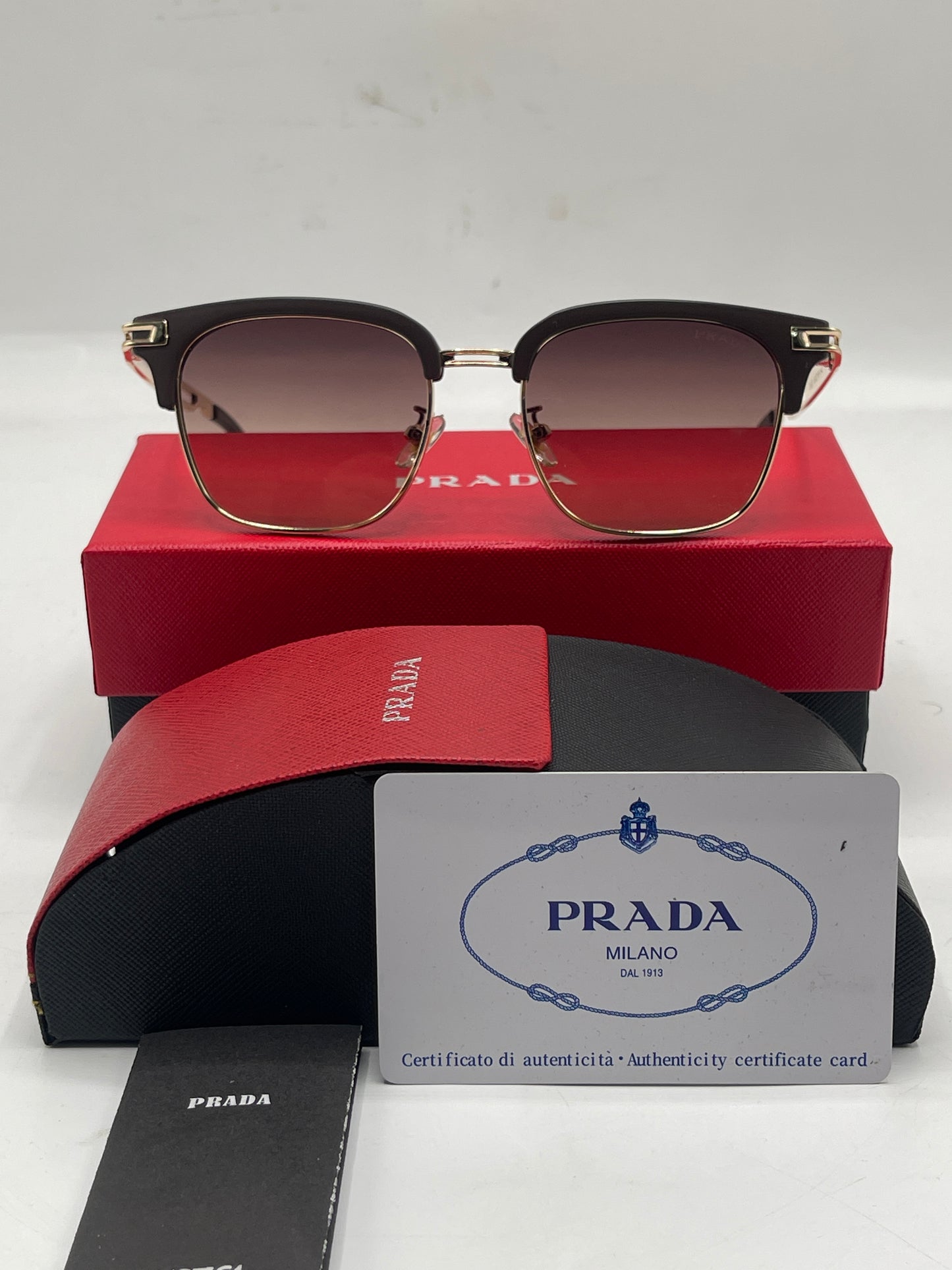 BRANDED SUNGLASSES