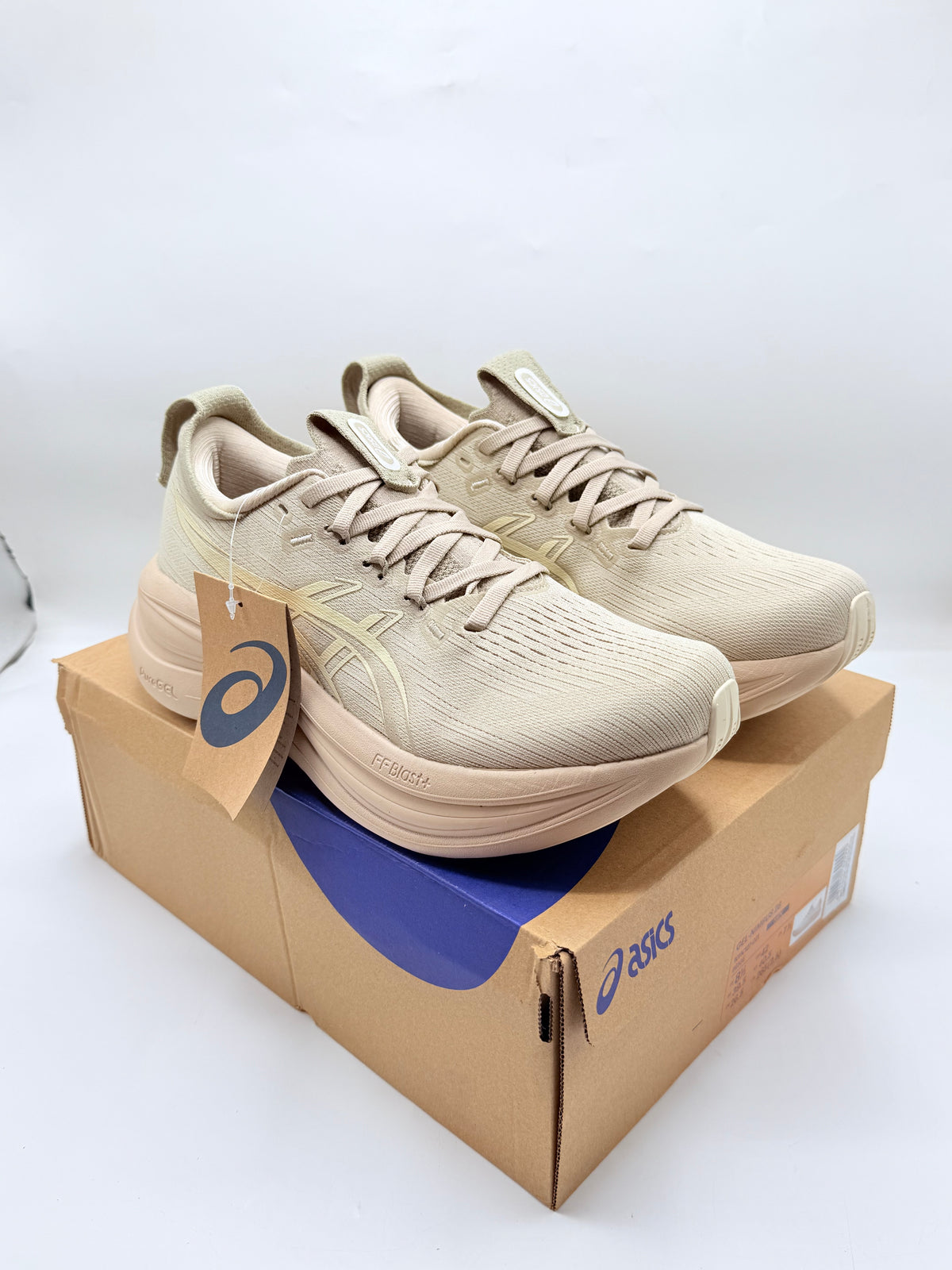 Asics Gel-Nimbus 28