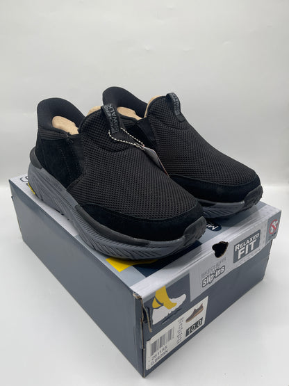 SKECHERS