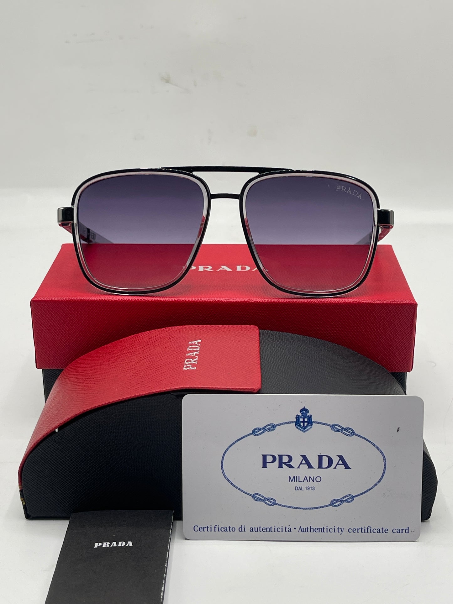 BRANDED SUNGLASSES