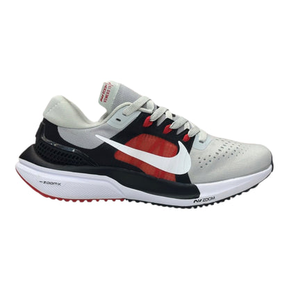 NKE - Air Zoom Vomero 16