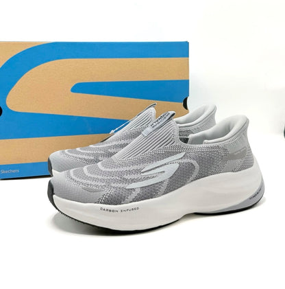 Slip-ins Arch Fit Carbon Infused walking or running
