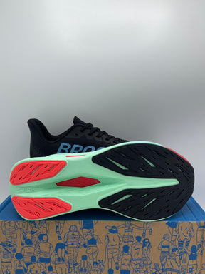 Brooks Hyperion max 2