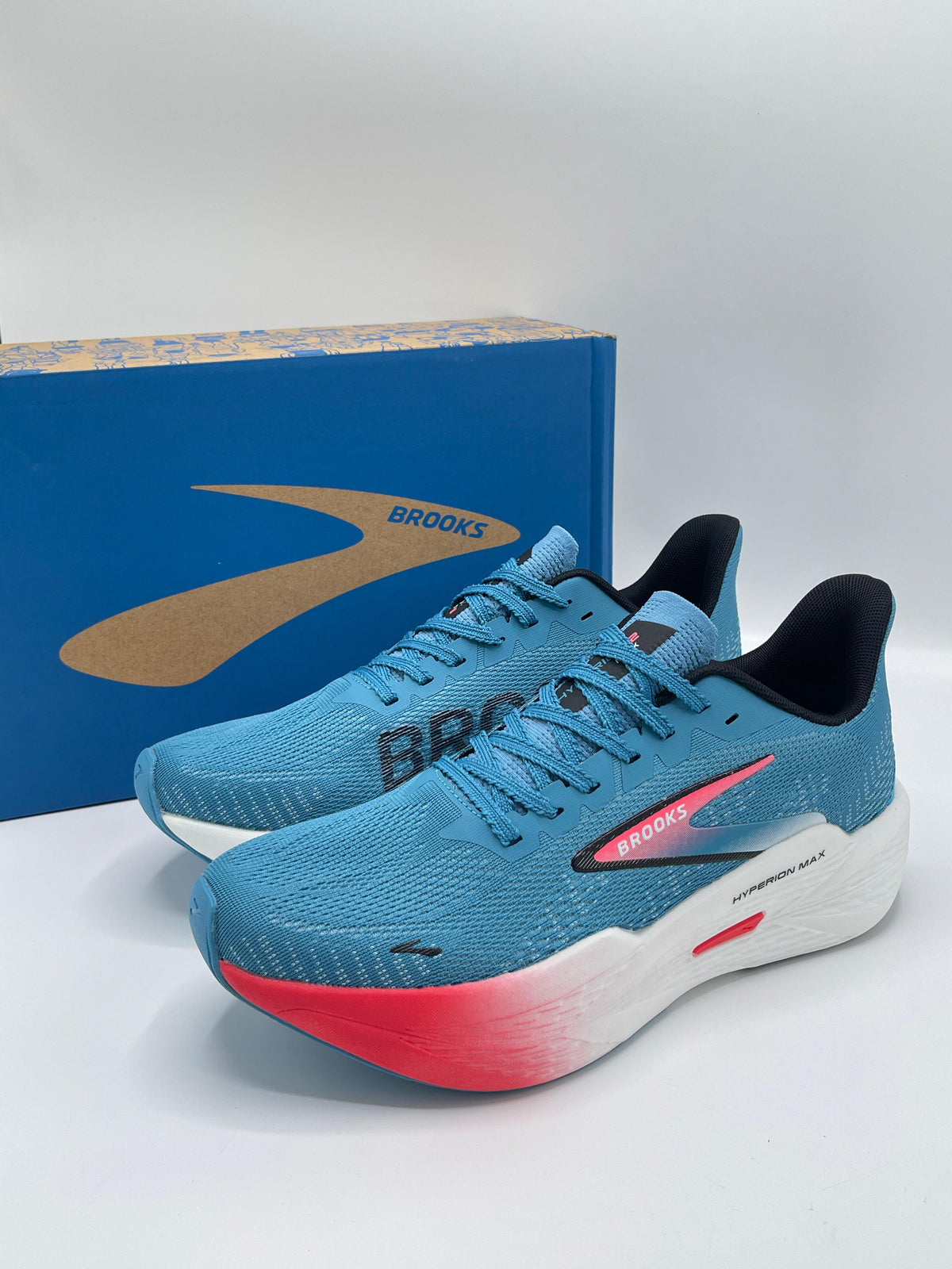 Brooks Hyperion max 2
