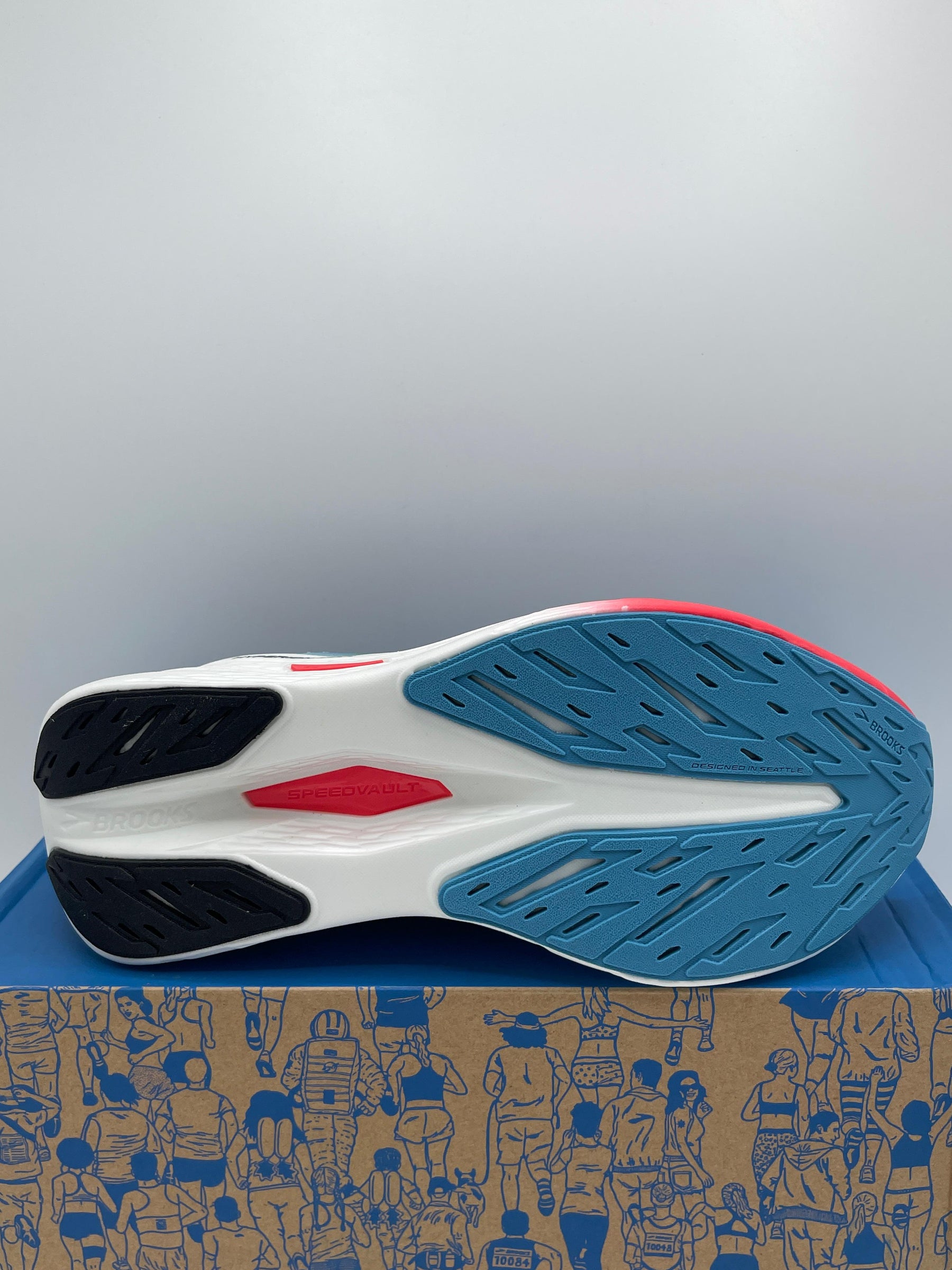 Brooks Hyperion max 2
