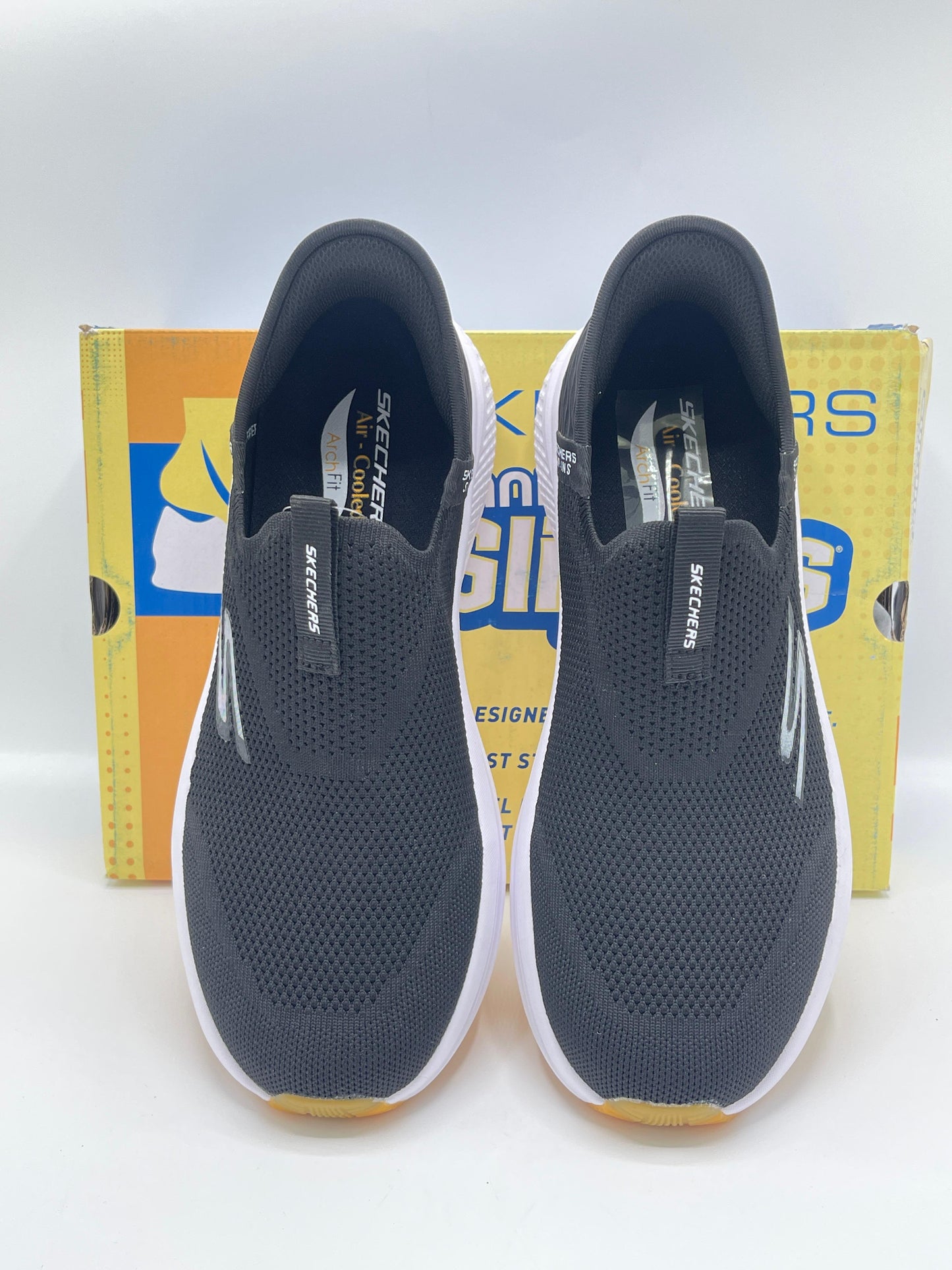 SKECHERS SLIP IN