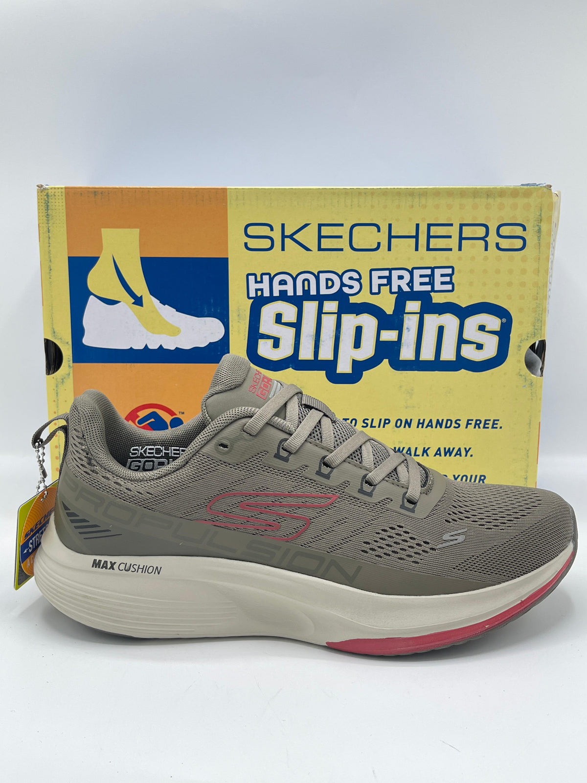 Skechers Max Cushioning
