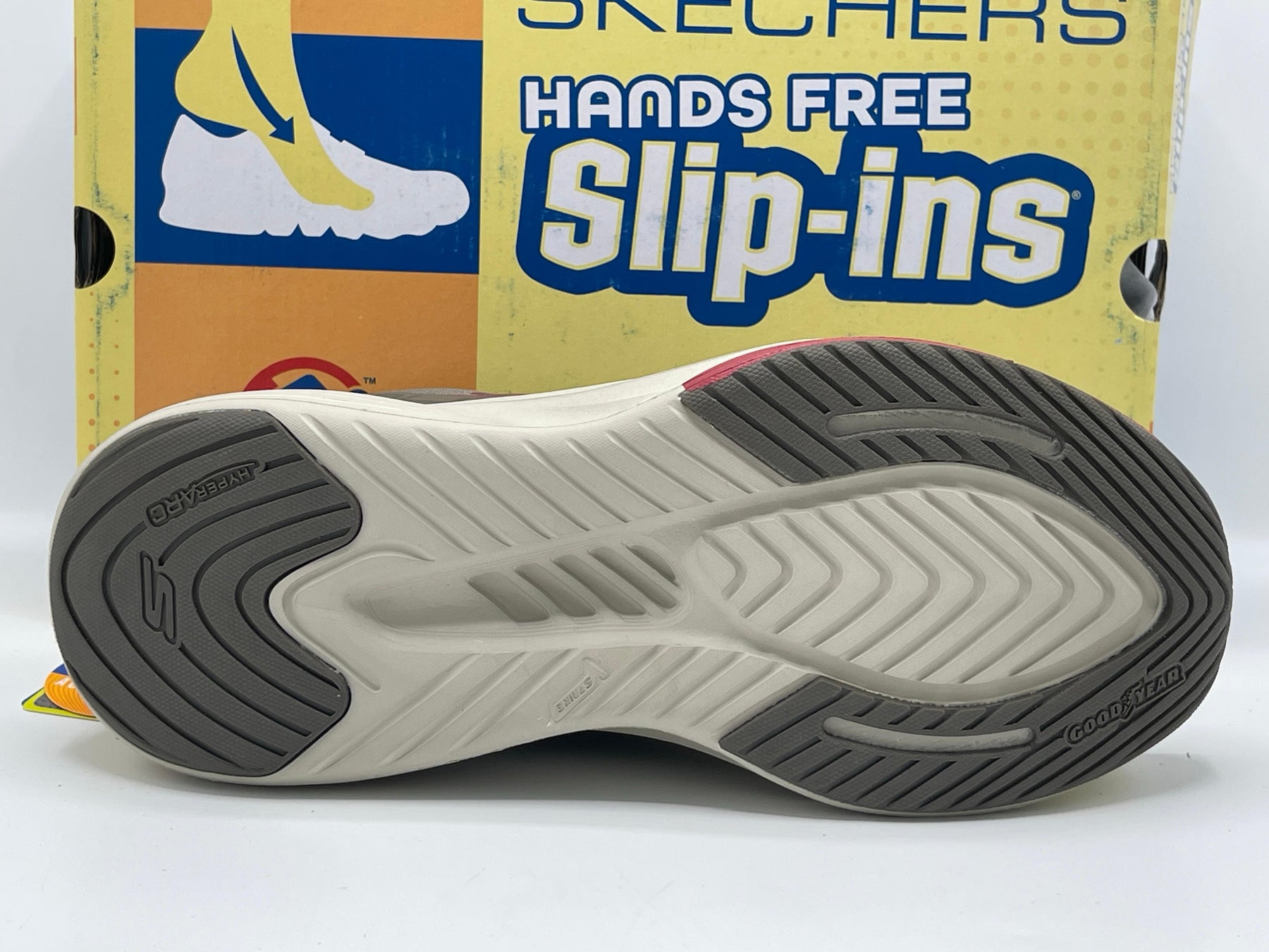 Skechers Max Cushioning
