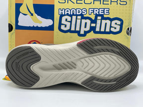 Skechers Max Cushioning