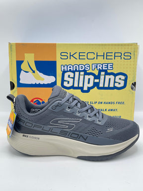 Skechers Max Cushioning