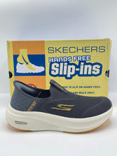 SKECHERS SLIP IN