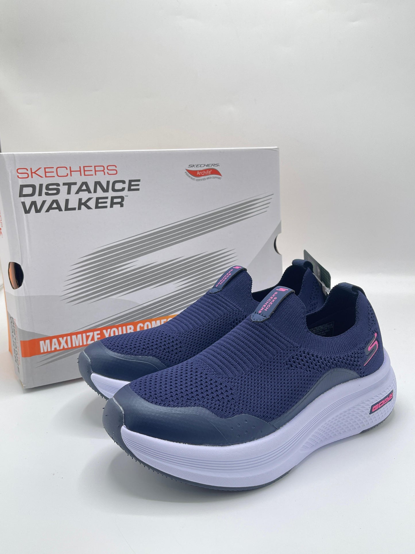 SKECHER