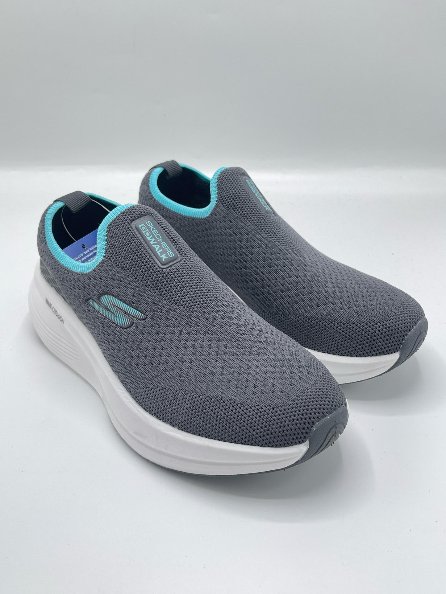 SKECHER