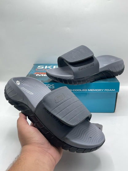 BRANDED SLIPPER