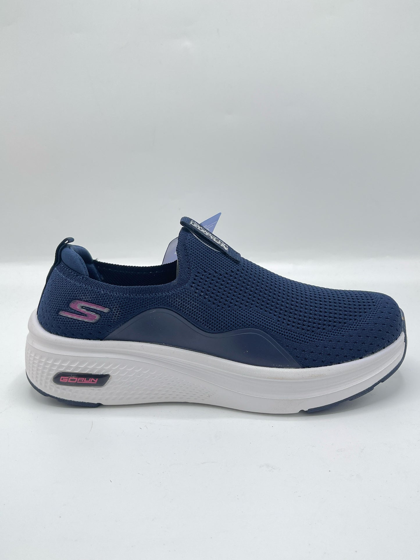 SKECHER