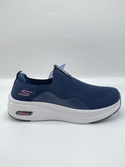 SKECHER