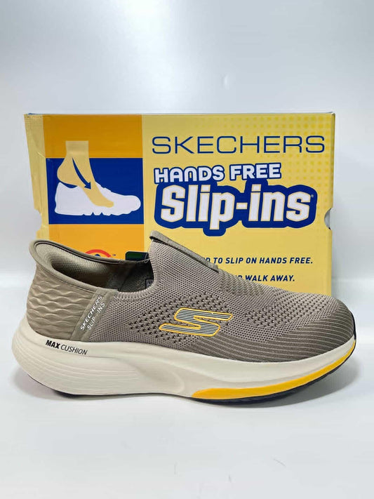 Skechers