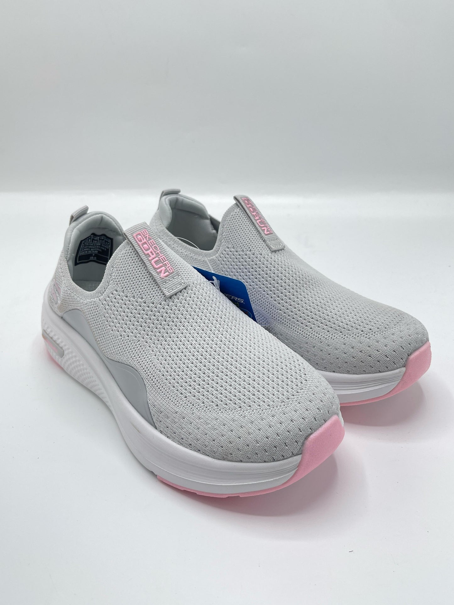 SKECHER