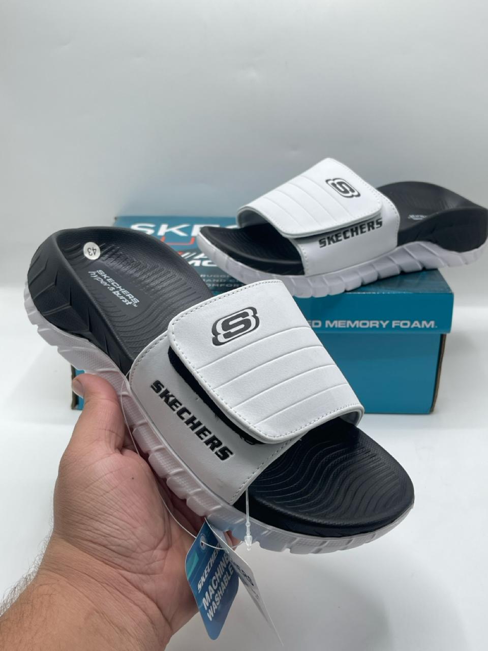 BRANDED SLIPPER
