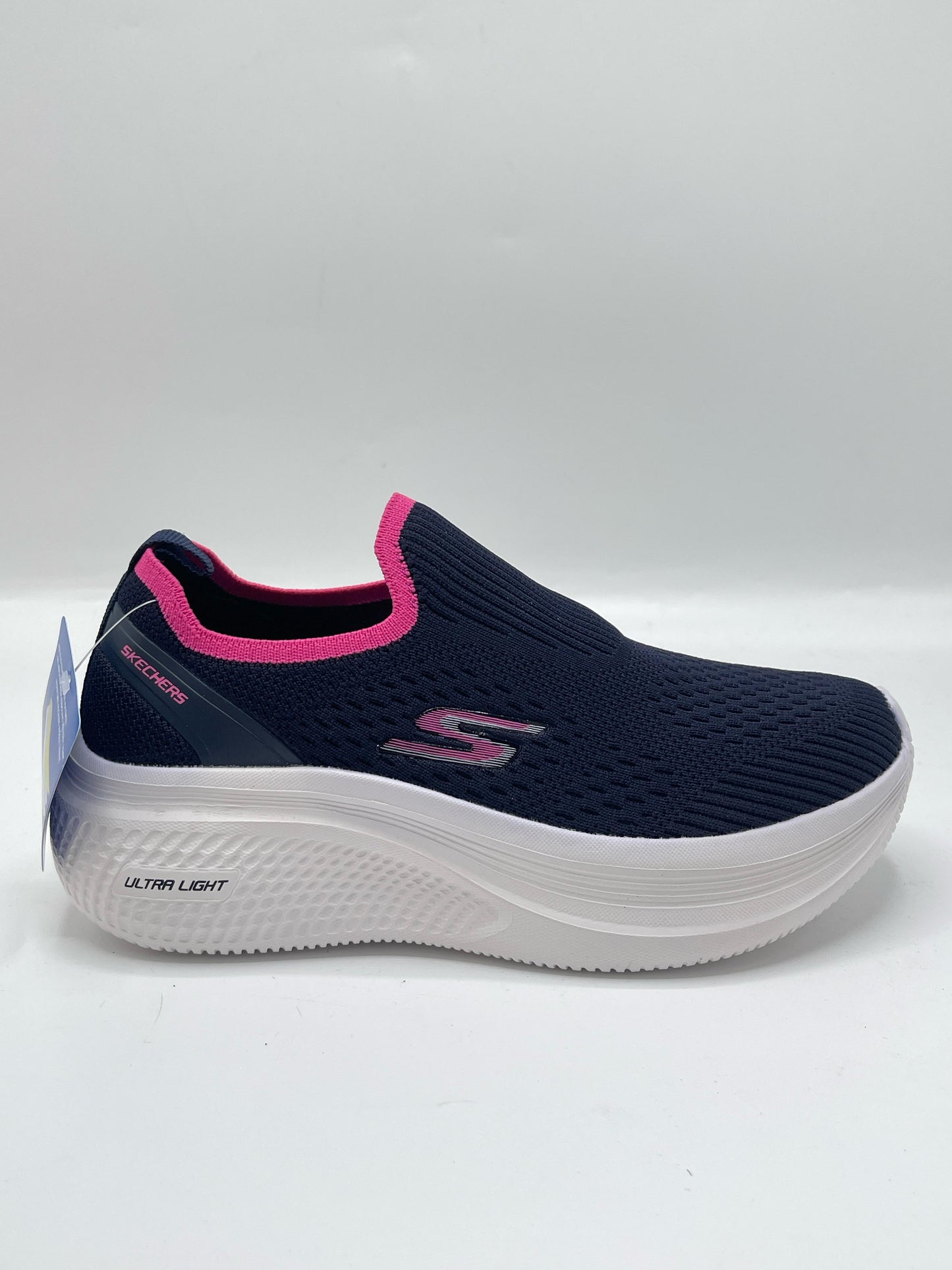 SKECHER