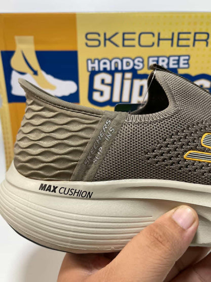 Skechers