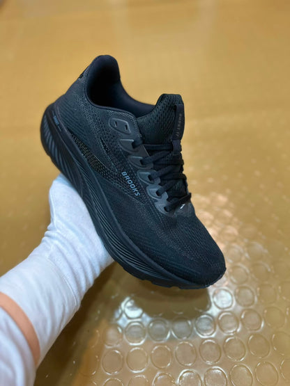Brooks Ghost 17