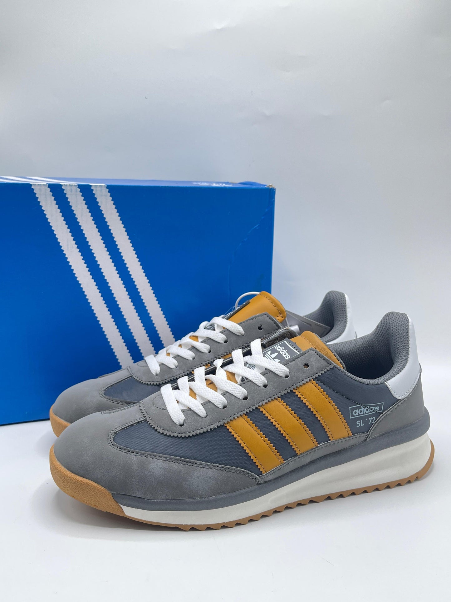 Adidas sl72 CLEARNESS STOCK