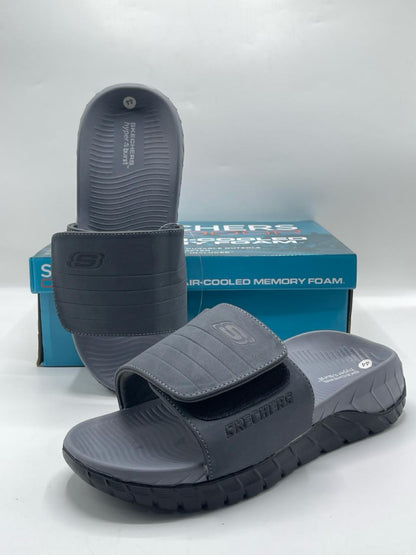 BRANDED SLIPPER