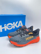 Hoka Challenger 7