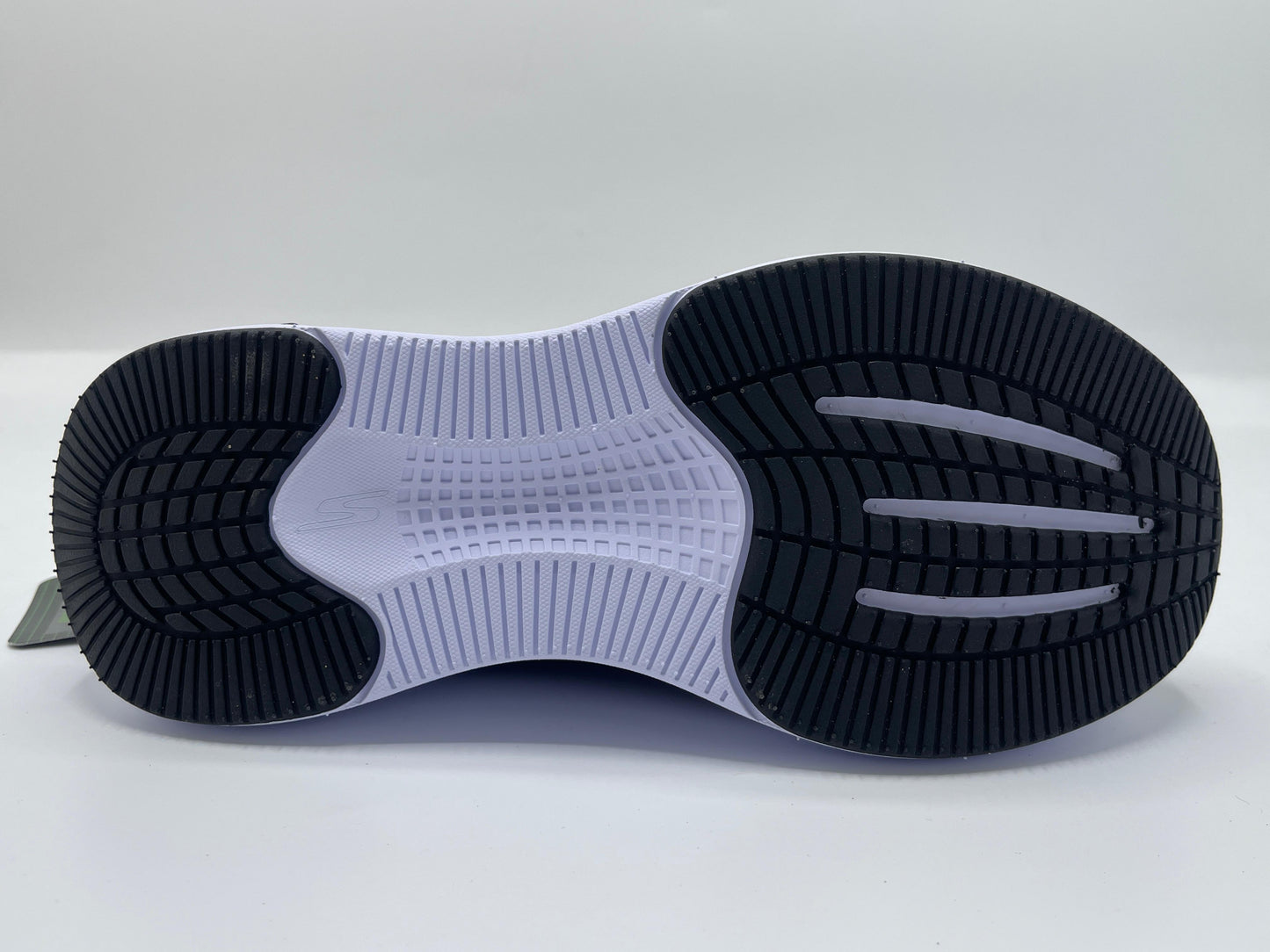 SKECHER