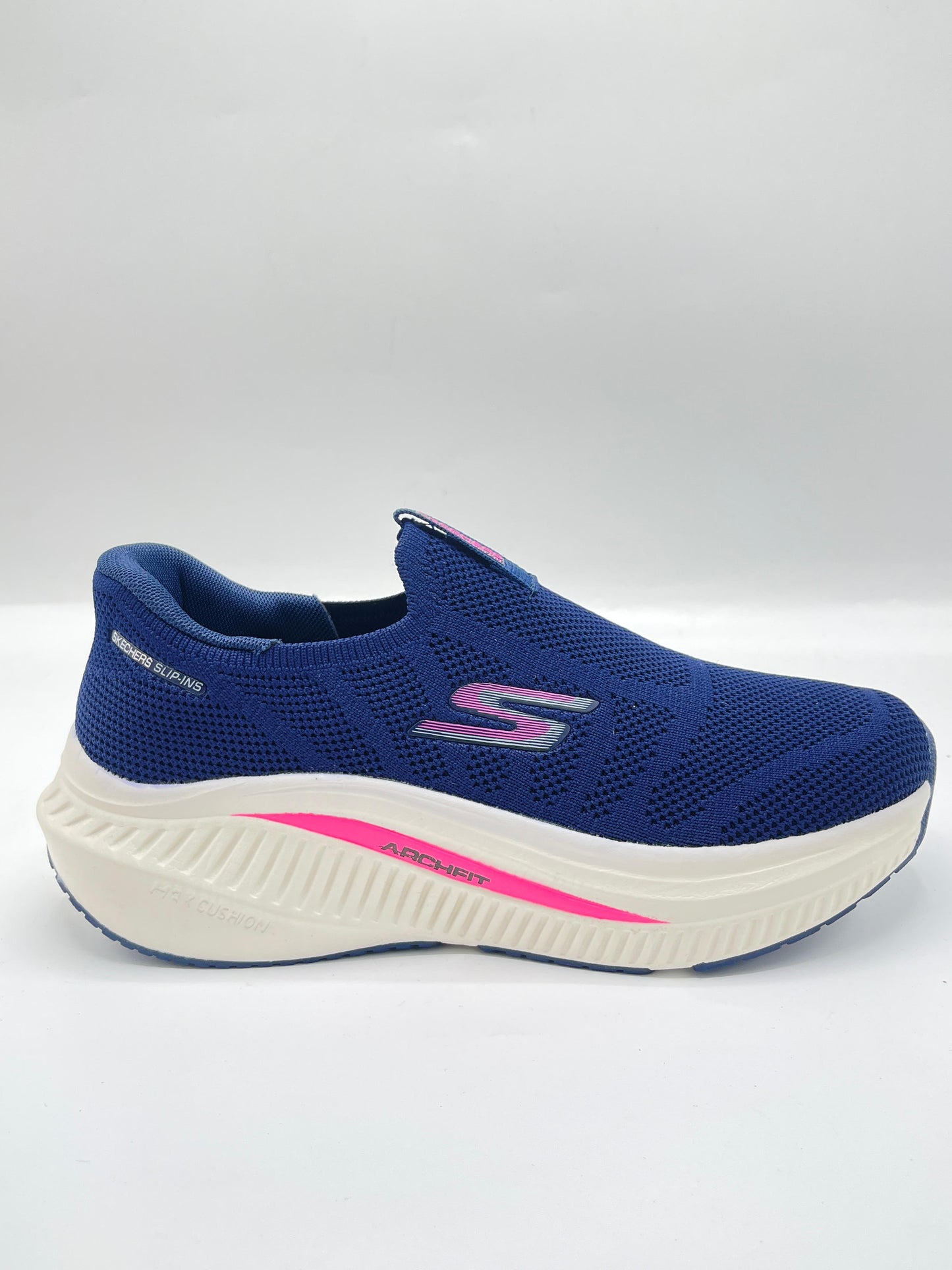 SKECHER