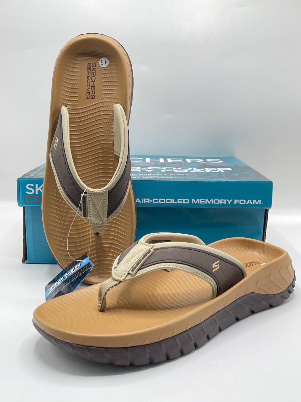 BRANDED SLIPPER