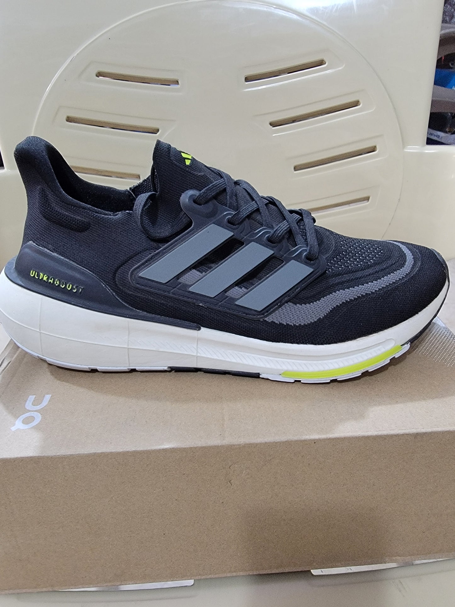 Ultra boost light clearance sale