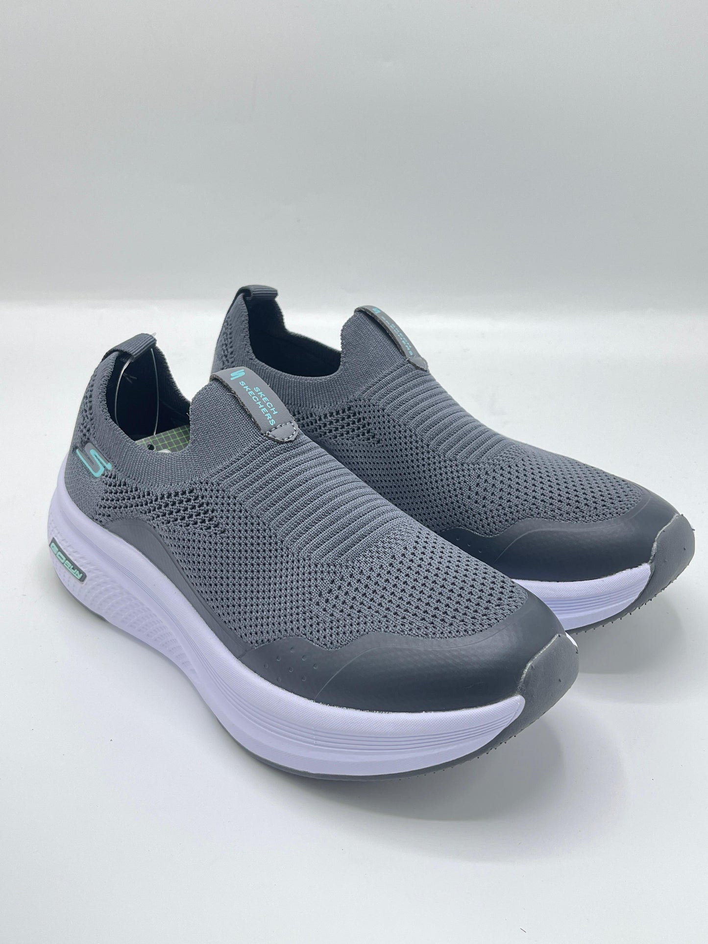 SKECHER